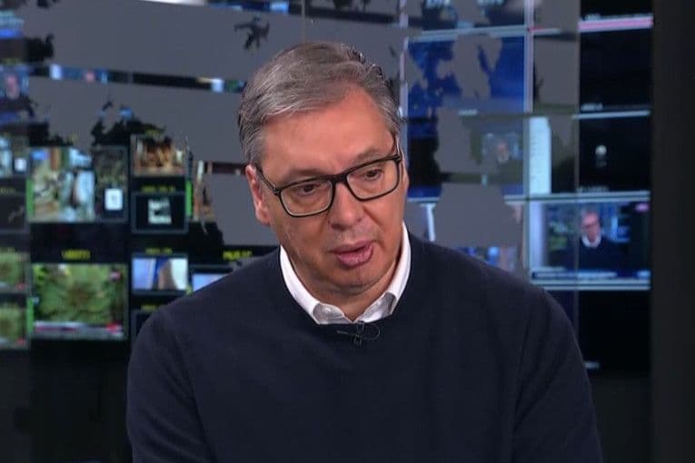 VUČIĆ U "NACIONALNOM DNEVNIKU" NA TV PINK: O odnosima sa Francuskom, jačanju vojske i razgovoru sa Dijanom Hrkom