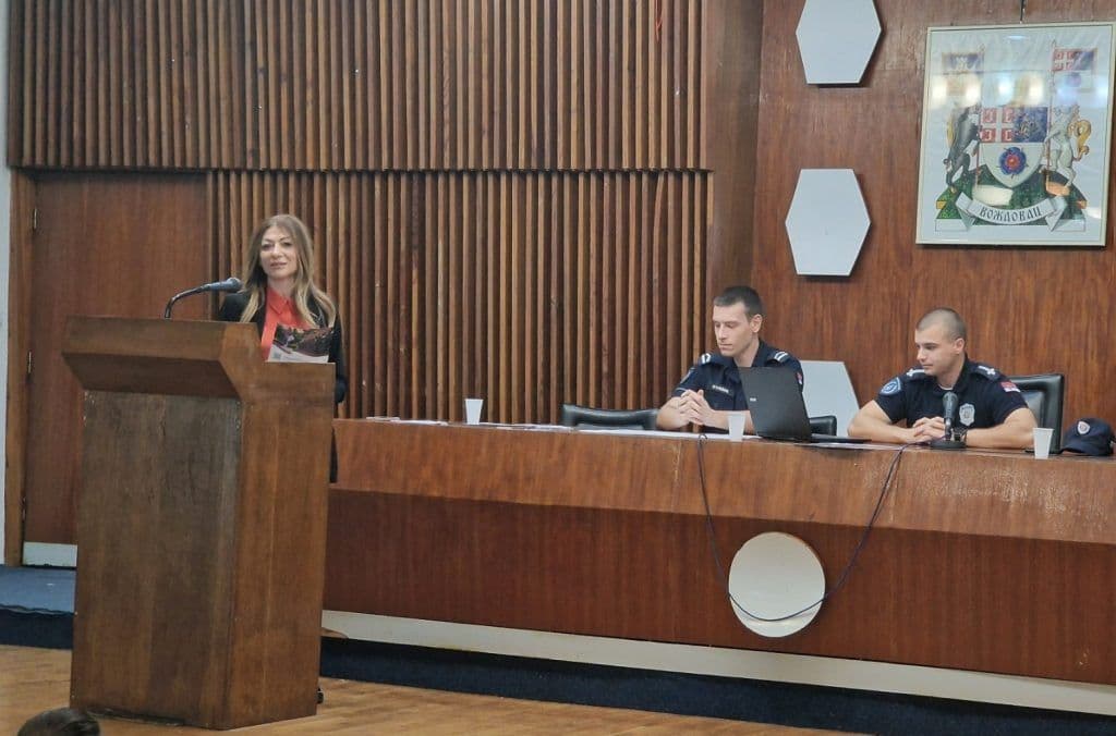 I VI TO MOŽETE: Konkurs za buduće policajce predstavljen srednjoškolcima
