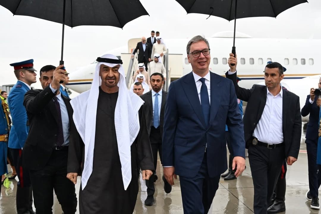 VUČIĆ DOČEKAO PREDSEDNIKA UAE U BEOGRADU: Strateško prijateljstvo Srbije i Emirata jača kroz viziju zajedničke budućnosti