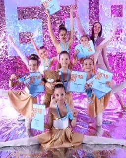 BALERINE SA VOŽDOVCA ZASIJALA NA SCENI: Baletski studio „Star“ oduševio publiku u MTS dvorani