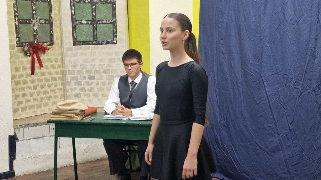 ANDRIĆEVA REČ NA SCENI BELOG POTOKA: Mladi talenti oduševili izvođenjem dela našeg nobelovca