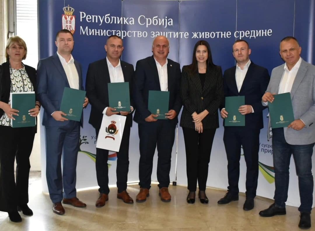 POTPISAN UGOVOR ZA OČUVANJE ZEMLJIŠTA NA VOŽDOVCU: Nova zelena oaza u Kumodražu