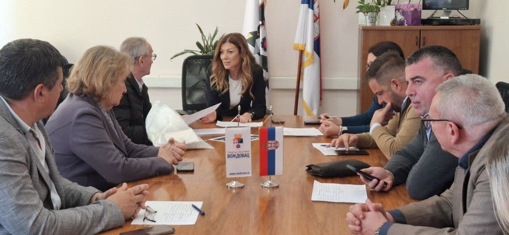 PREDSEDNICA BOJANA JAKŠIĆ SASLUŠALA GRAĐANE VOŽDOVCA: Otvoren dijalog o problemima i predlozima stanovnika opštine