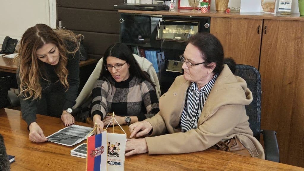 PREDSEDNICA VOŽDOVCA U RAZGOVORU S GRAĐANIMA: Kumodraž dobija priliku da iznese predloge i pitanja