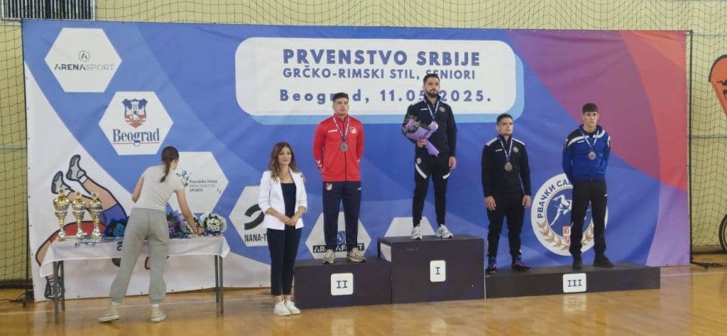 VOŽDOVAC DOMAĆIN NAJBOLJIM RVAČIMA SRBIJE: Održano državno prvenstvo u grčko-rimskom stilu