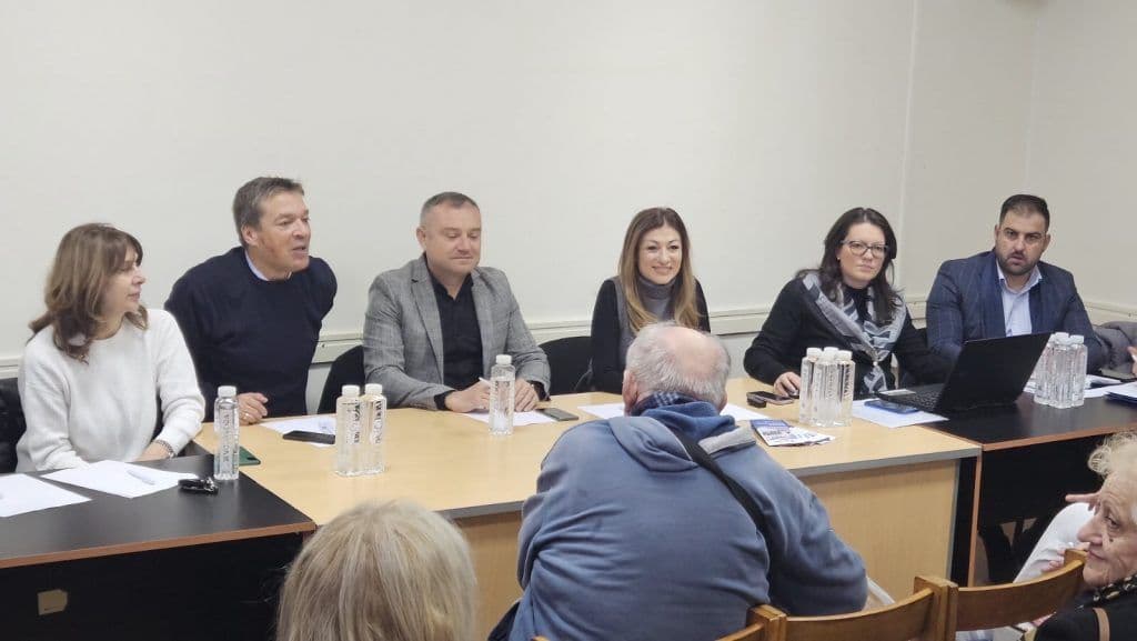 RAZGOVOR SA GRAĐANIMA KUMODRAŽA: Predsednica Opštine Voždovac uvažila sugestije za uređenje naselja