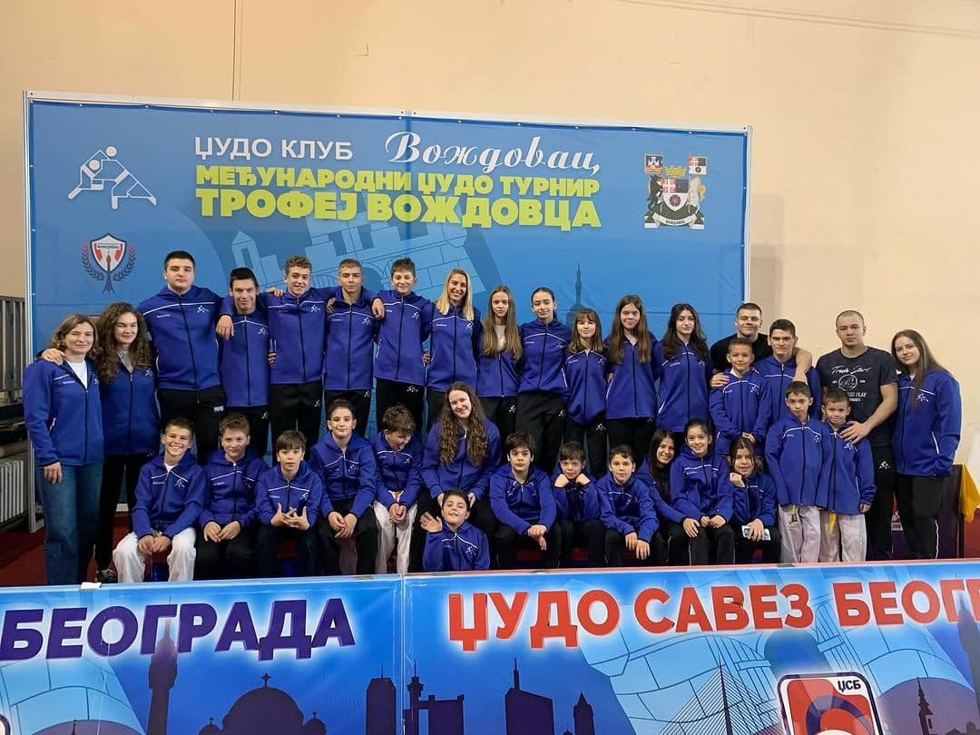 „TROFEJ VOŽDOVCA“: Međunarodni džudo turnir u „Šumicama“ okupio mlade talente iz regiona