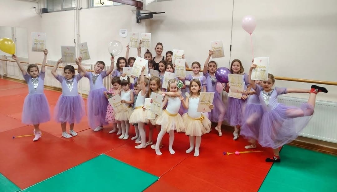 PLESOM DO PRIJATELJSTVA I SAMOPOUZDANJA: Mlade balerine završile sezonu uz osmehe, diplome i emocije