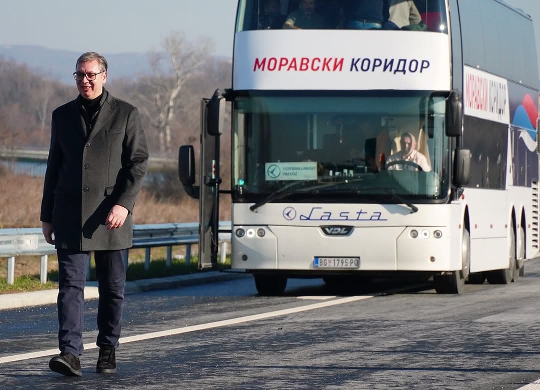 OTVORENO NOVIH 30 KILOMETARA MORAVSKOG KORIDORA: Vučić najavio dodatne pogodnosti za građane