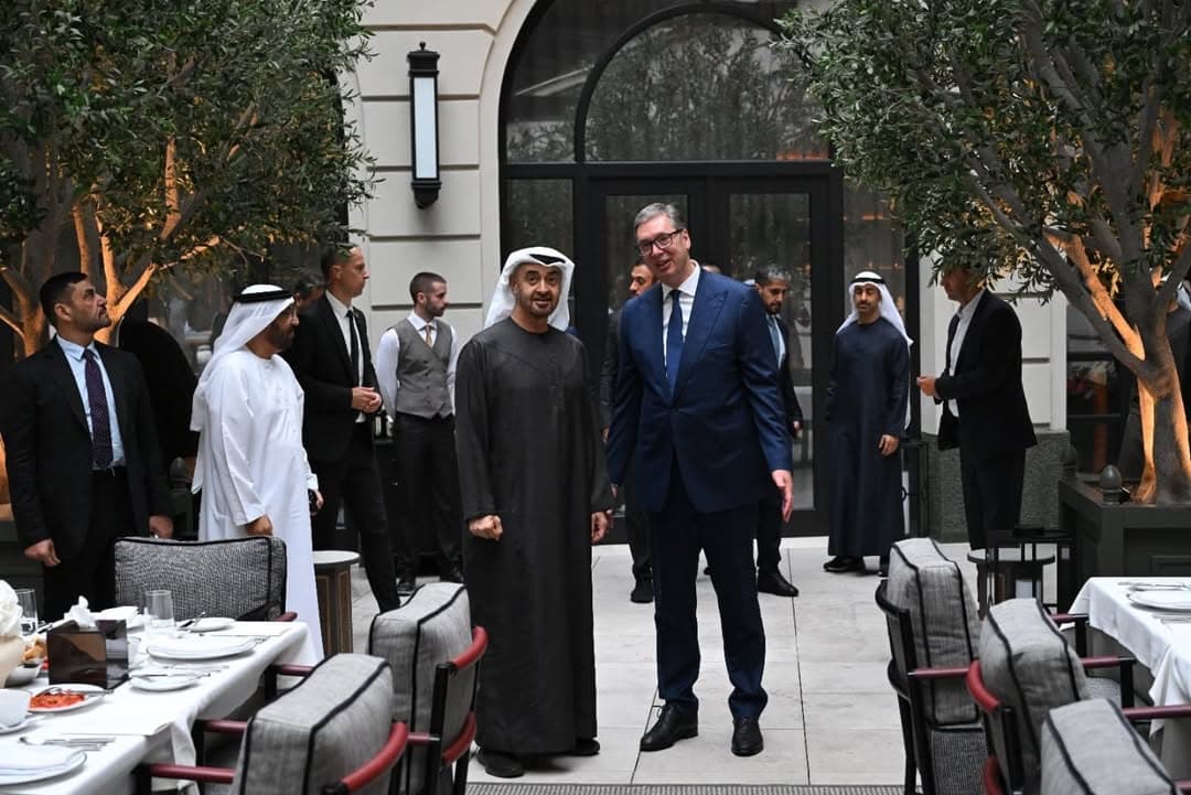 VUČIĆ: SRBIJA NE ODUSTAJE, VEĆ SVAKIM DANOM JAČA: Zahvalnost Emiratima i poruka građanima