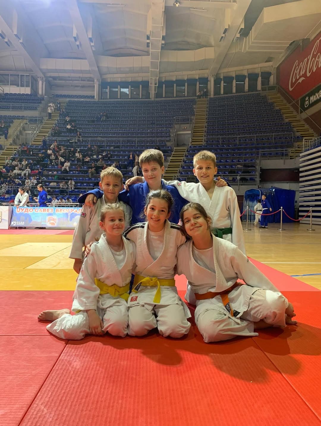 SJAJAN NASTUP NA MEMORIJALU: Mladi džudisti Voždovca osvojili sedam medalja u čast Vladana Petrovića