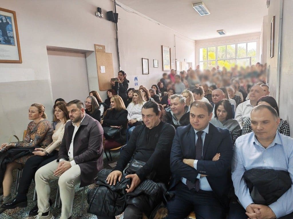 DAN ŠKOLE U RIPNJU U ZNAKU LJUBAVI I TRADICIJE: Osnovna škola „Vojvoda Putnik“ obeležila praznik uz svečani program učenika