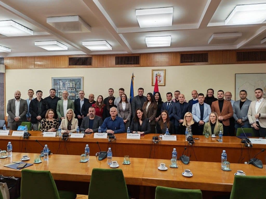 VOŽDOVAC DOBIO 5,5 MILIONA ZA VOLONTERSKI SERVIS: Mladi će razvijati kulturni i aktivni turizam opštine