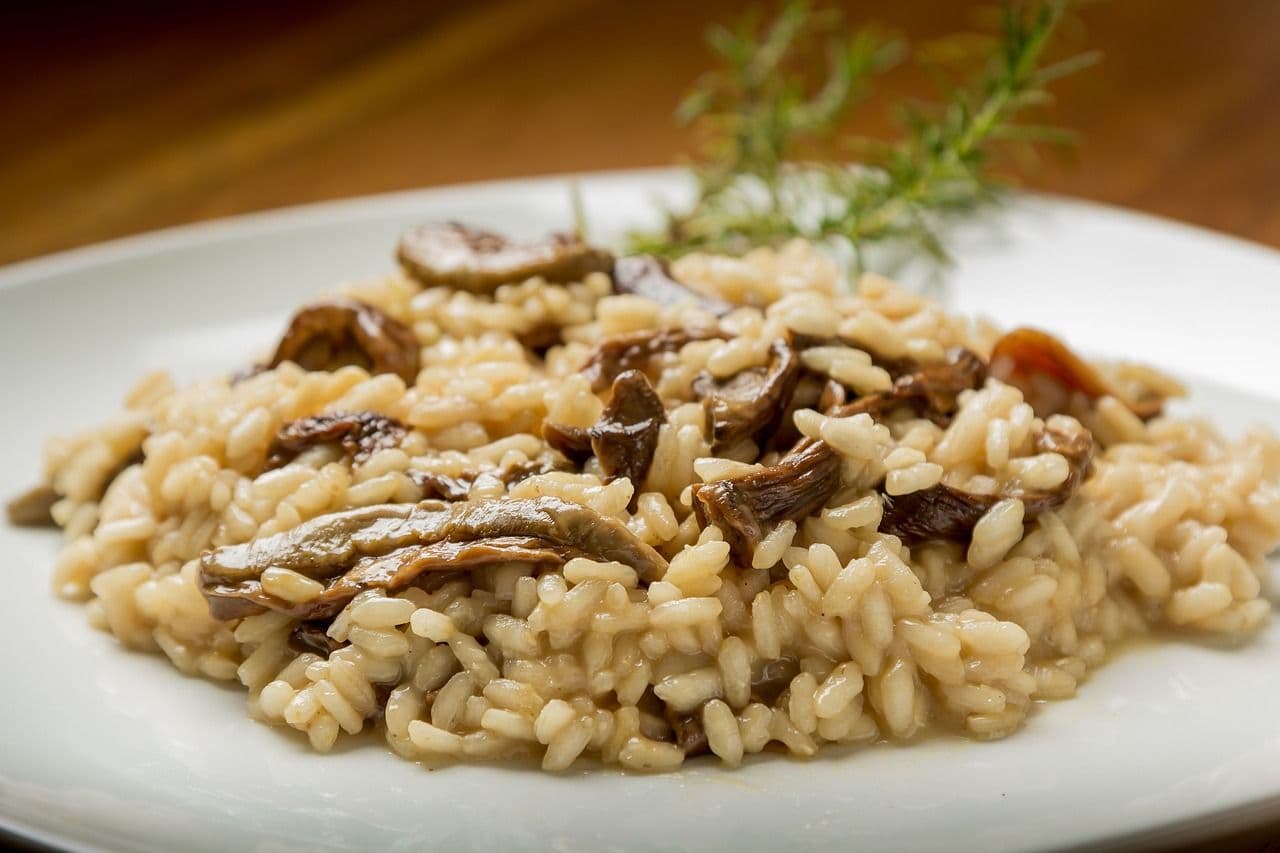 USKRŠNJI RECEPT: Posni Rižoto sa Pečurkama i Belim Lukom