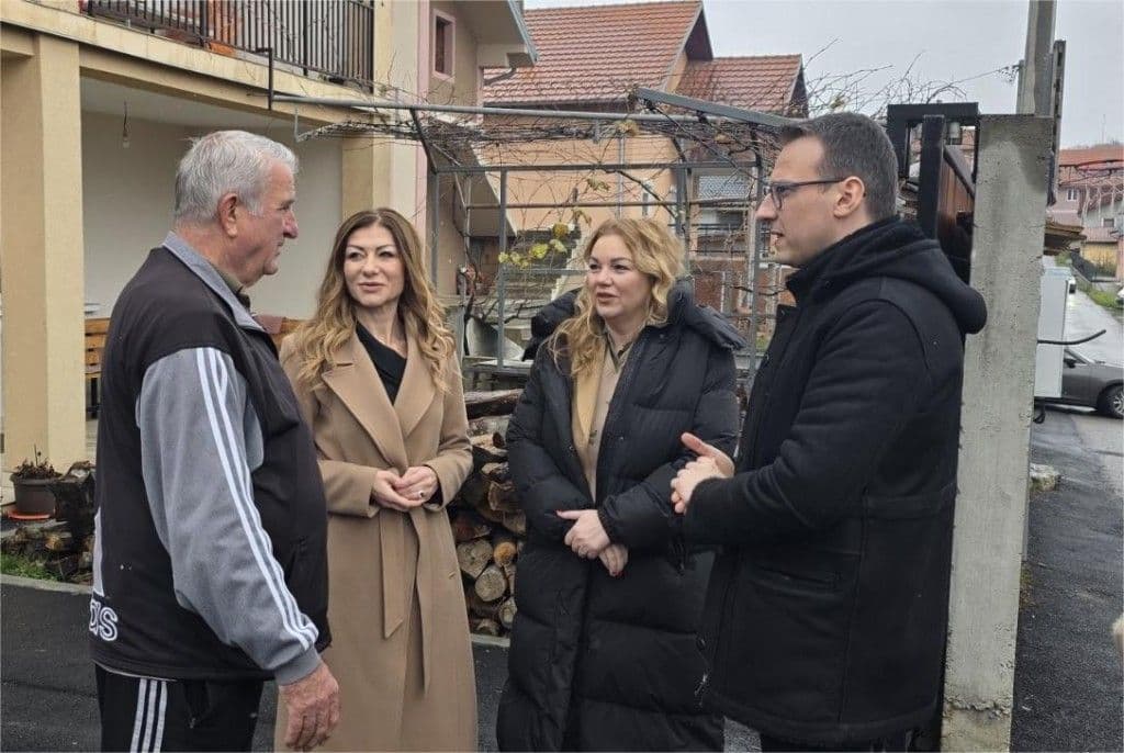 POZIV NA JEDINSTVO PRED IZBORE 28. DECEMBRA: Petković i delegacija države juče na Voždovcu sa porodicom Lević