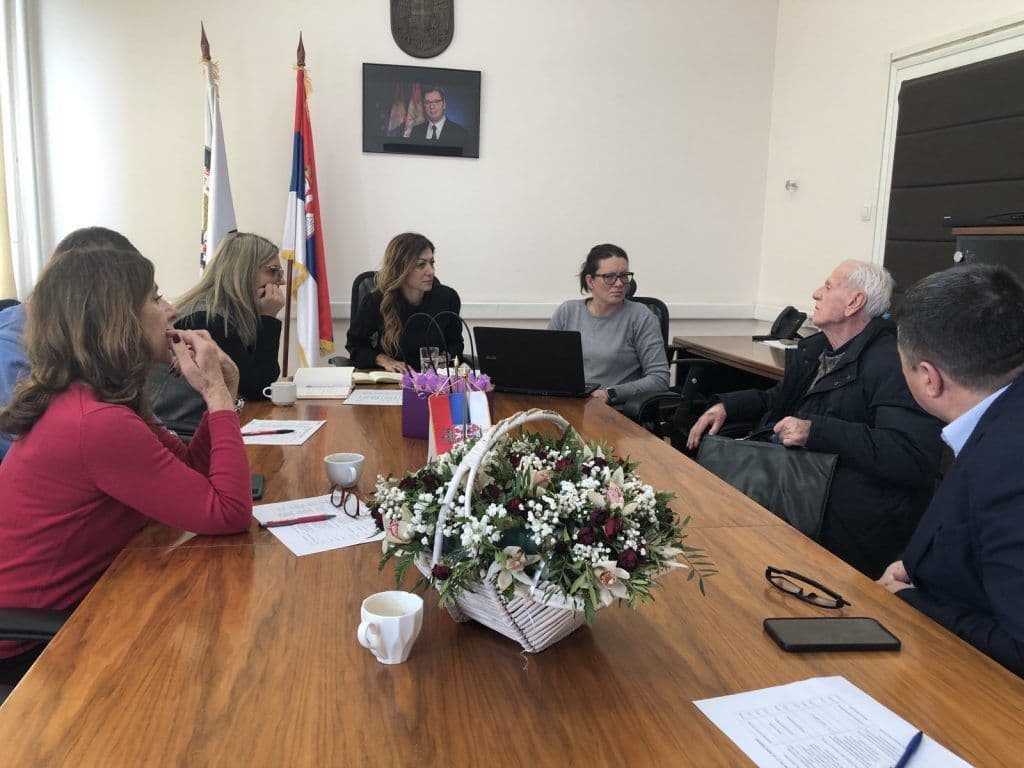 PREDSEDNICA OPŠTINE VOŽDOVAC RAZGOVARALA SA GRAĐANIMA: Novi prijem zakazan za 24. decembar