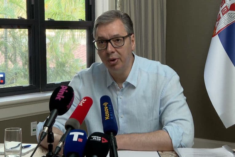 VUČIĆ SE OBRATIO IZ SAD: „Uložili su milijarde da me sruše – ali nisu uspeli!“