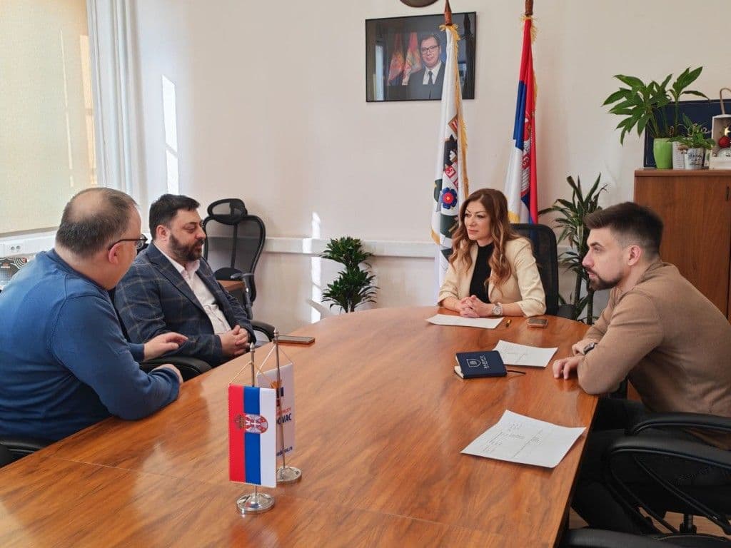 REDOVAN PRIJEM GRAĐANA U OPŠTINI VOŽDOVAC: Razgovori sa susedima o problemima i predlozima