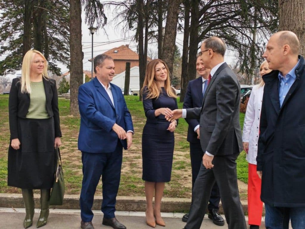 PREMIJER MACUT U OBLILASKU ZDRAVSTVENE STANICE "KUMODRAŽ 1": Promocija e-Bolovanja