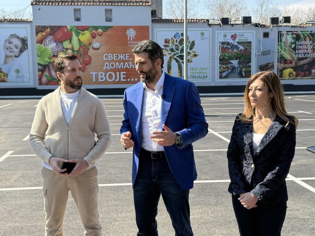 NOVI PARKING NA BANJICI – RED UMESTO HAOSA: Šapić i Jakšić otvorili uređeni prostor u Paunovoj ulici