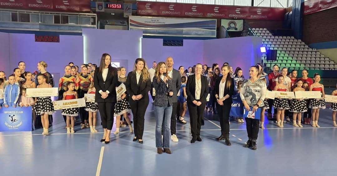 TROFEJ VOŽDOVCA OKUPIO PREKO 600 TAKMIČARA: Mladi čirlideri zablistali na internacionalnom spektaklu