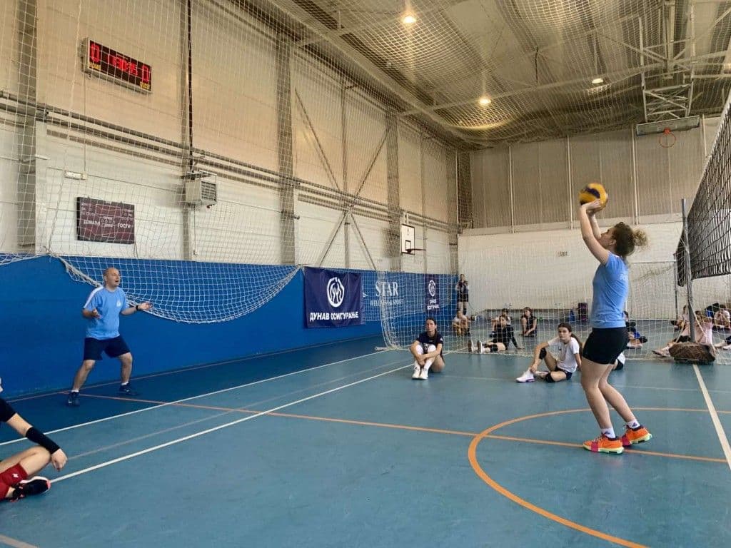 ZAVRŠEN PRVI BESPLATNI ODBOJKAŠKI KAMP NA VOŽDOVCU: Sedam dana sporta, druženja i veštine za 60 mališana