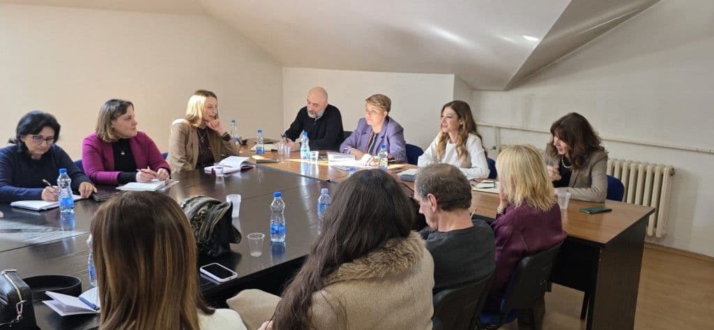 AKTIV DIREKTORA ŠKOLA NA VOŽDOVCU: Razgovori o budućim ulaganjima i zajedničkim prioritetima u obrazovanju
