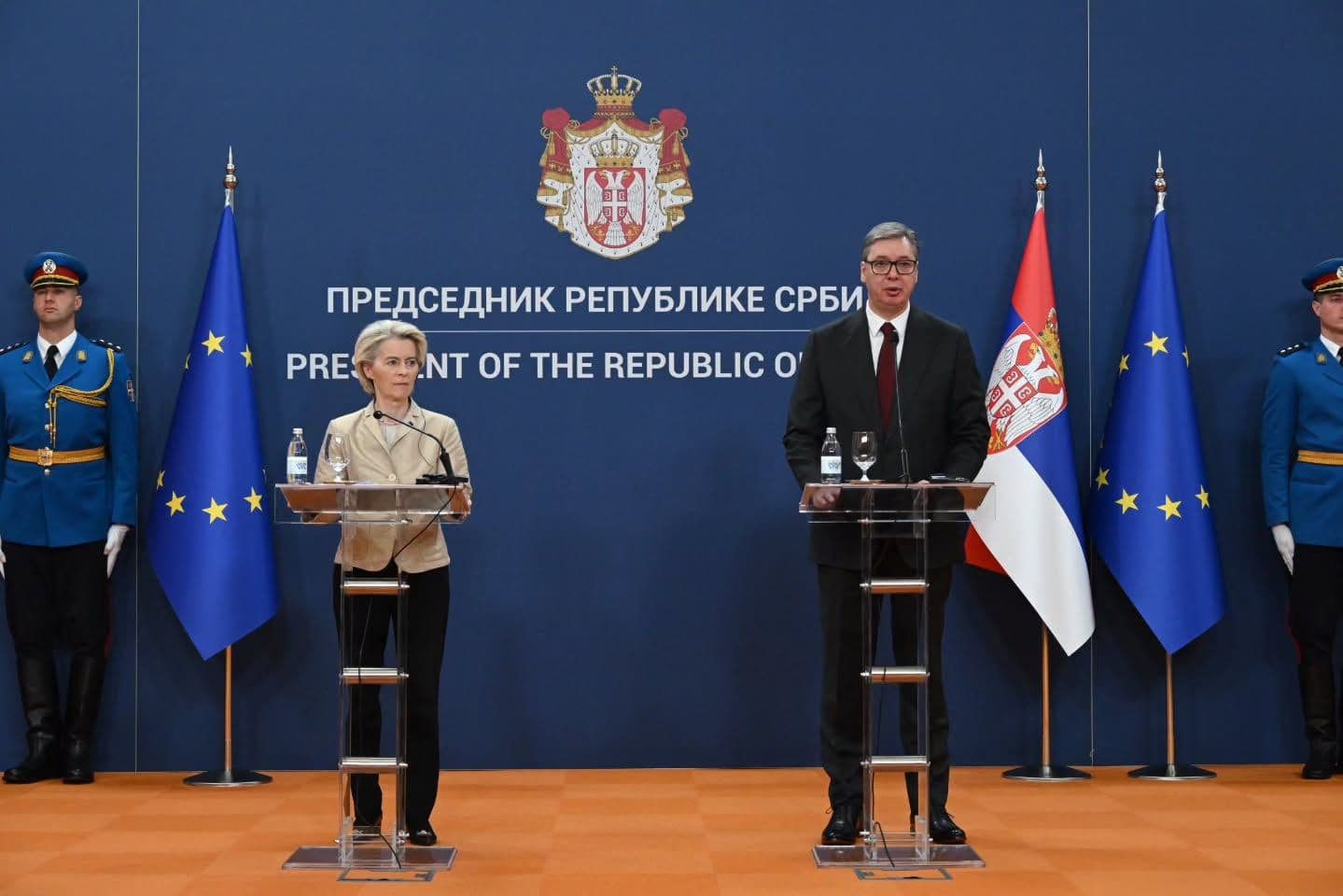 VUČIĆ I FON DER LAJEN U BEOGRADU: Srbija ostaje na evropskom putu uprkos izazovima