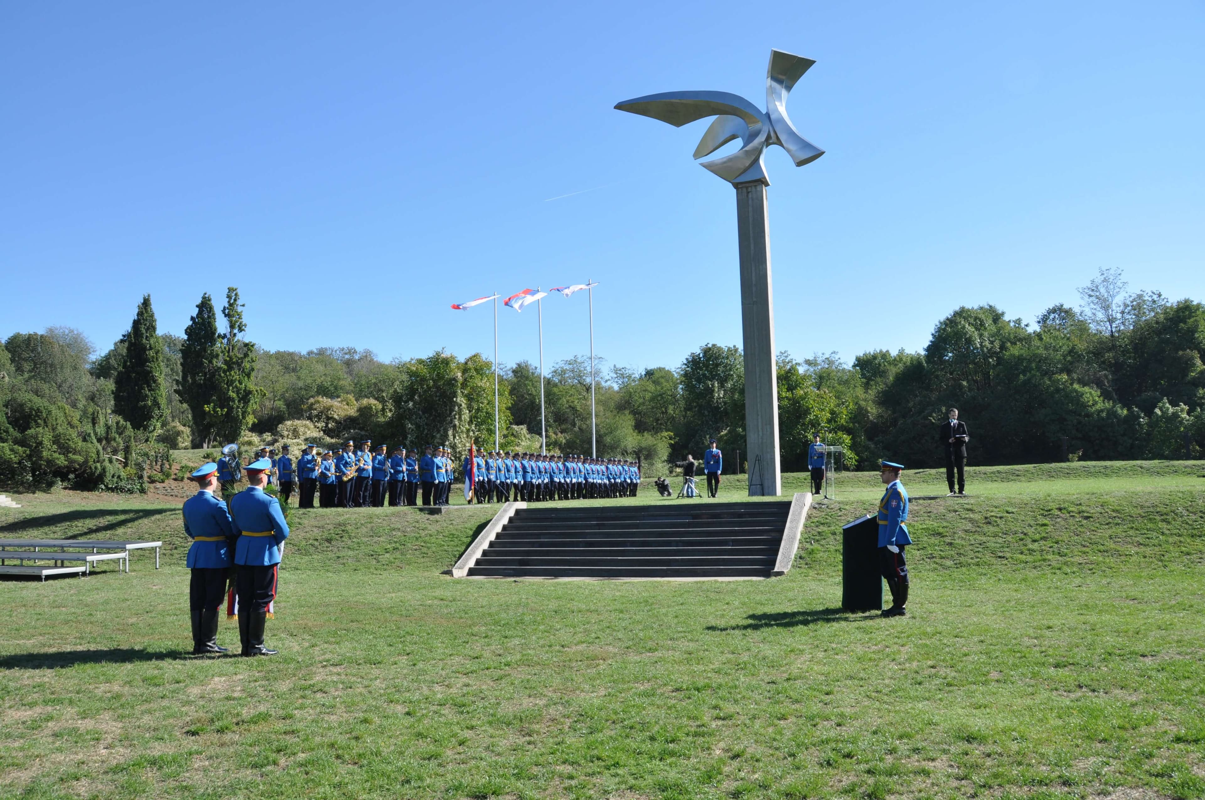 SPOMEN-PARK "JAJINCI": Večni plamen sećanja na mračne dane okupacije