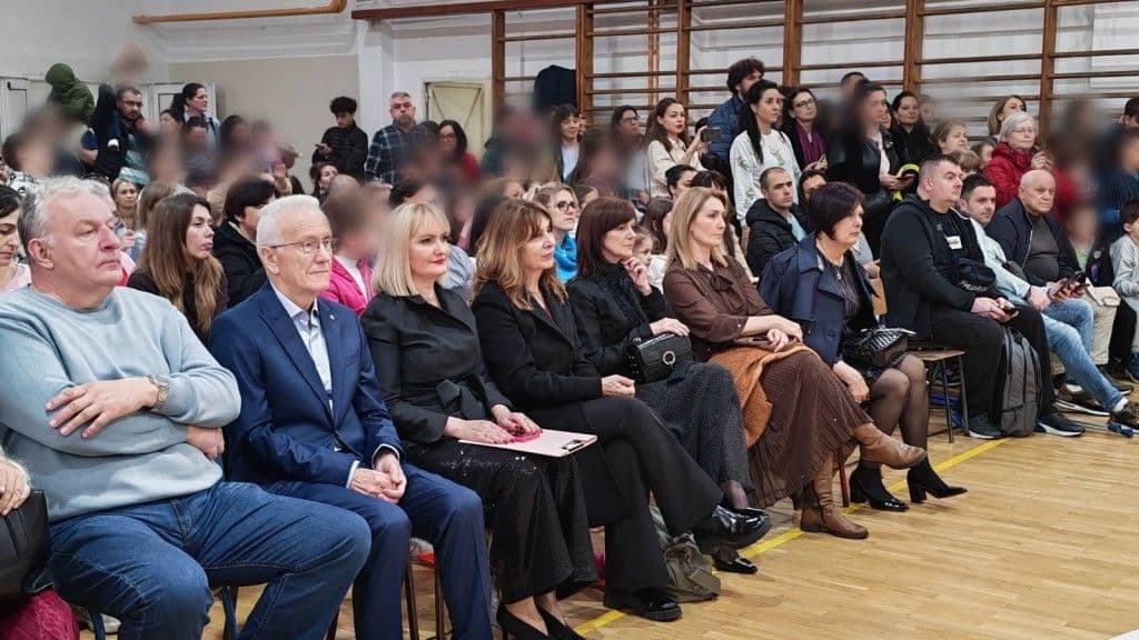 OBELEŽEN DAN ŠKOLE „ĐURA DANIČIĆ“: Svečana akademija okupila učenike, nastavnike i goste