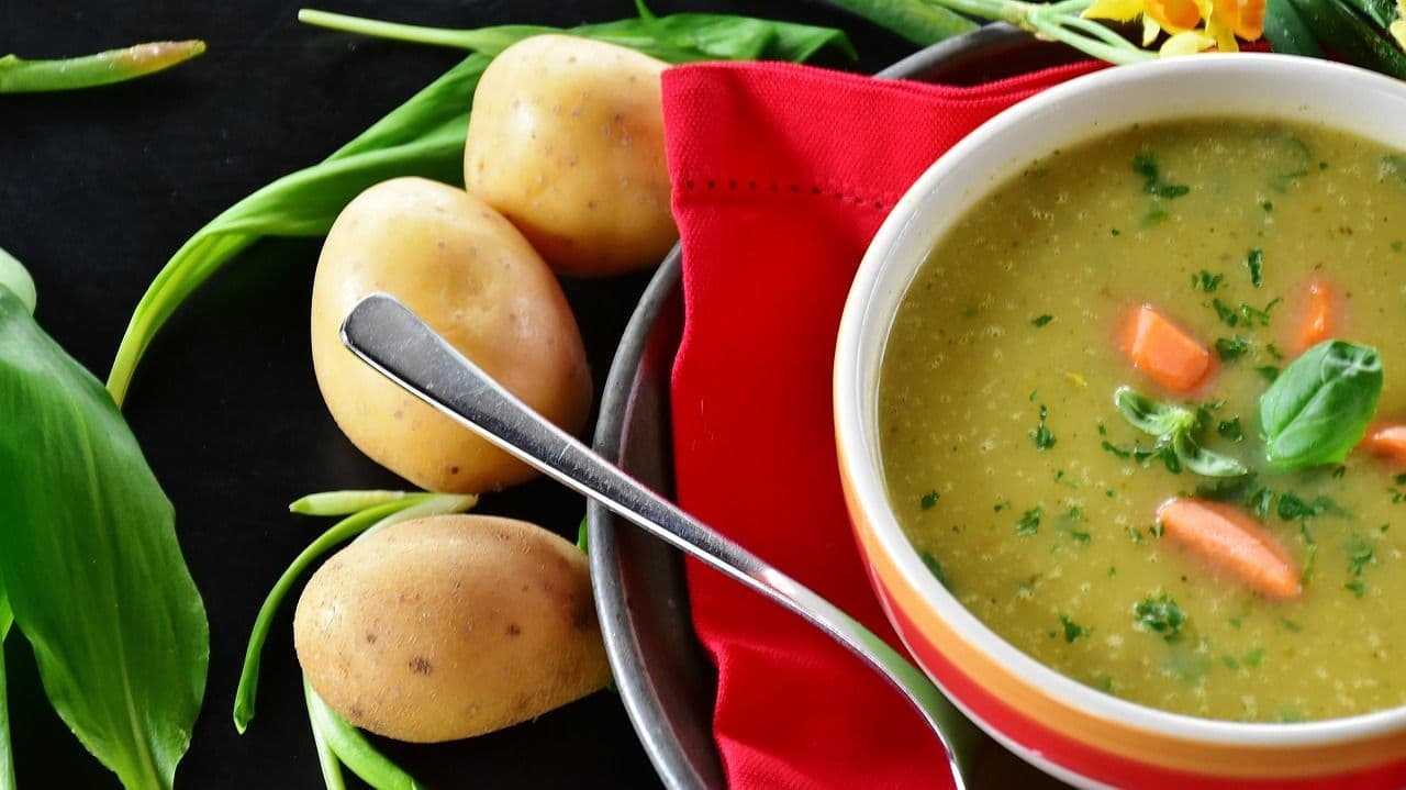 POSNA GASTRONOMSKA ČAROLIJA: Osvežavajuća supa od povrća na vodi