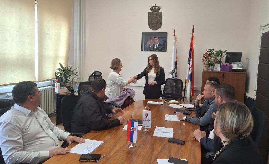 PREDSEDNICA OPŠTINE VOŽDOVAC RAZGOVARALA SA GRAĐANIMA: Građani mogu zakazati susret sa Bojanom Jakšić