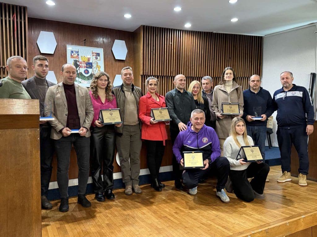 DODELJENA PRIZNANJA NAJBOLJIMA U SPORTU NA VOŽDOVCU: Sportski savez GO Voždovac održao redovnu sednicu Skupštine