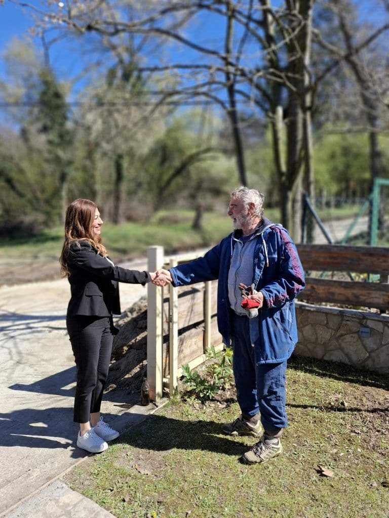 PUT ZA STEPAŠINOVAC DOBIJA NOVI IZGLED: Građani Ripnja zadovoljni radovima