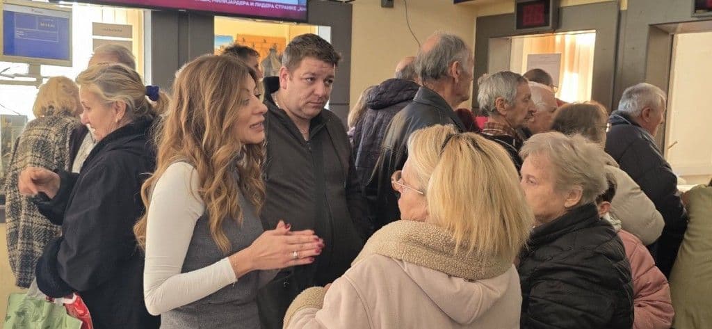 STARTOVAO UPIS NELEGALNIH OBJEKATA: Voždovčani juče krenuli u sređivanje imovinskih papira
