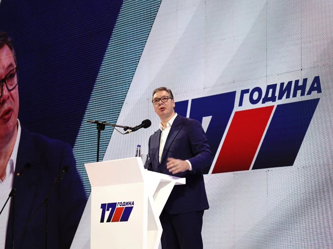 VUČIĆ U ZRENJANINU: „SRBIJA MORA DA NASTAVI SVOJIM PUTEM“: Srpska napredna stranka obeležila 17 godina postojanja