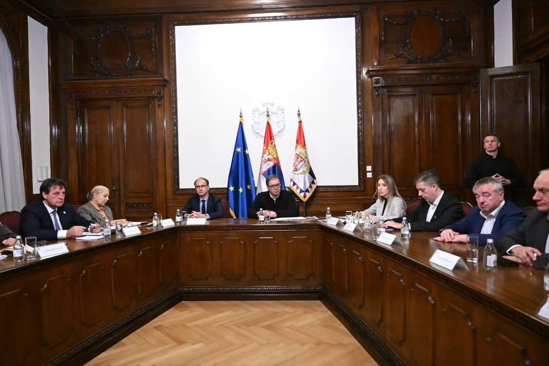 VUČIĆ OKUPIO ENERGETSKI TIM: Srbija sprema snažan odgovor i čvrsto ide ka stabilnom rešenju za NIS
